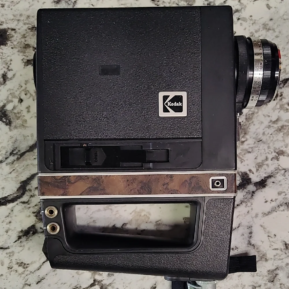 Kodak Ektasound 140 Black and Brown Video Camera